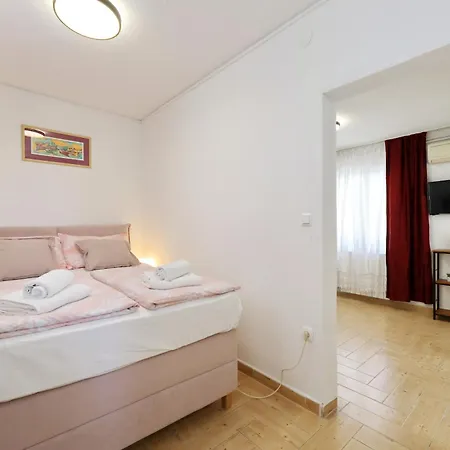 Apartman Adria Breeze Pool Turanj