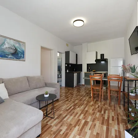 Apartman Adria Breeze Pool Turanj
