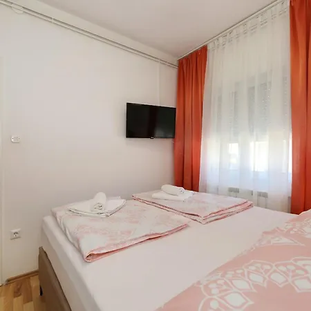 Apartman Adria Breeze Pool