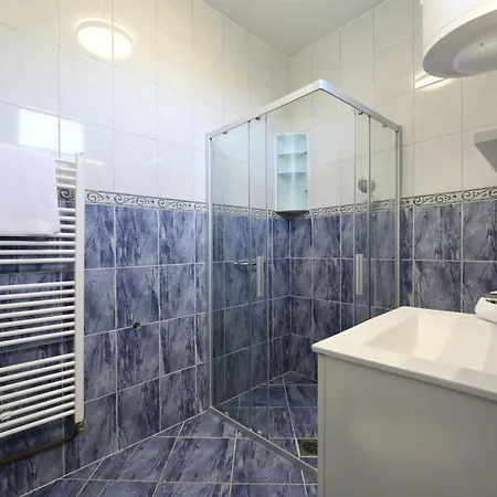 Adria Breeze Pool