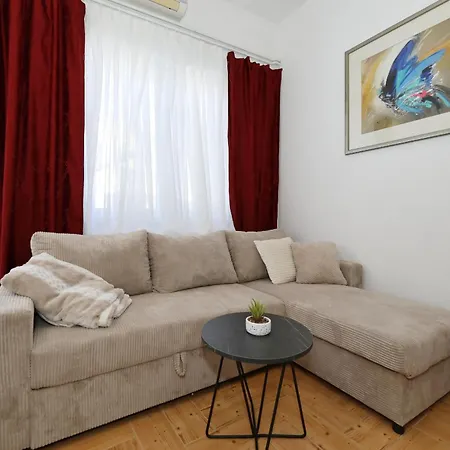 Apartman Adria Breeze Pool Turanj