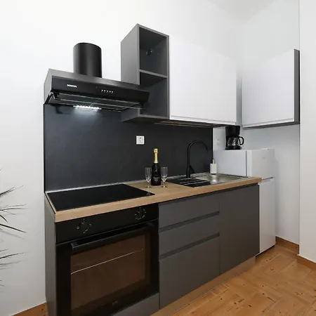 Apartman Adria Breeze Pool *